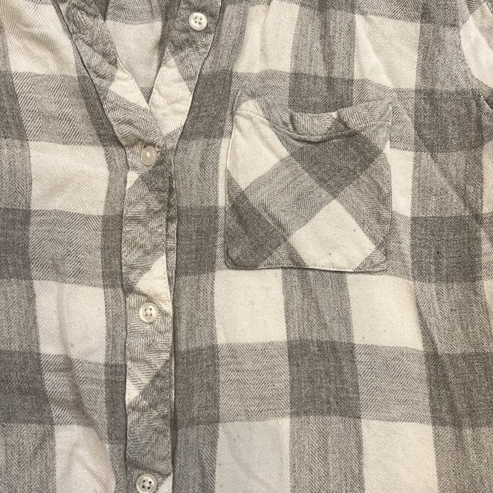Grey & White Rails Flannel - image 4